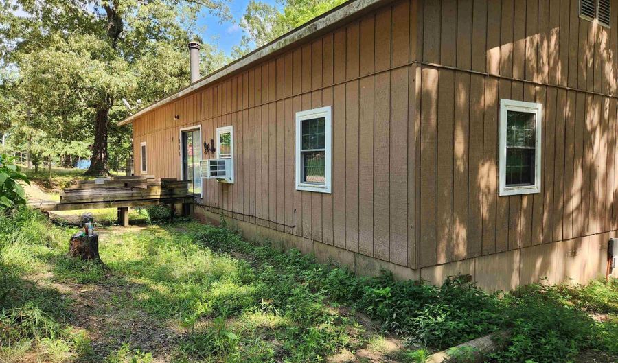 256 SHAWNEE, Amity, AR 71921 - 3 Beds, 2 Bath
