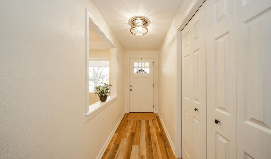 2626 Cherry Ct, Anderson, IN 46013 - 3 Beds, 2 Bath