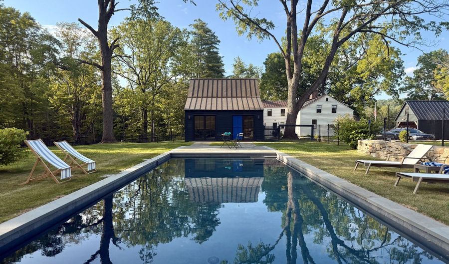 40 Music Mountain Rd, Canaan, CT 06031 - 4 Beds, 5 Bath