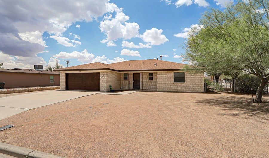600 MARGARITA St, Anthony, TX 79821 - 3 Beds, 2 Bath