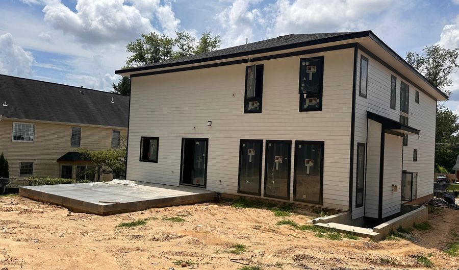 4017 WOODLAND Rd, Annandale, VA 22003 - 6 Beds, 8 Bath