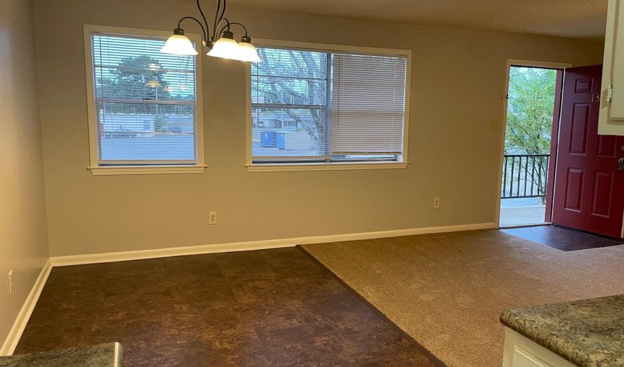 15617 I-30, Benton, AR 72018 - 2 Beds, 1 Bath