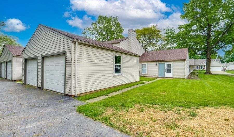 2377 Ansley St, Alliance, OH 44601 - 2 Beds, 1 Bath