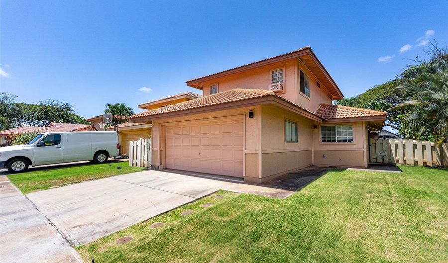 91-214 Peleiake Pl, Kapolei, HI 96707 - 3 Beds, 3 Bath