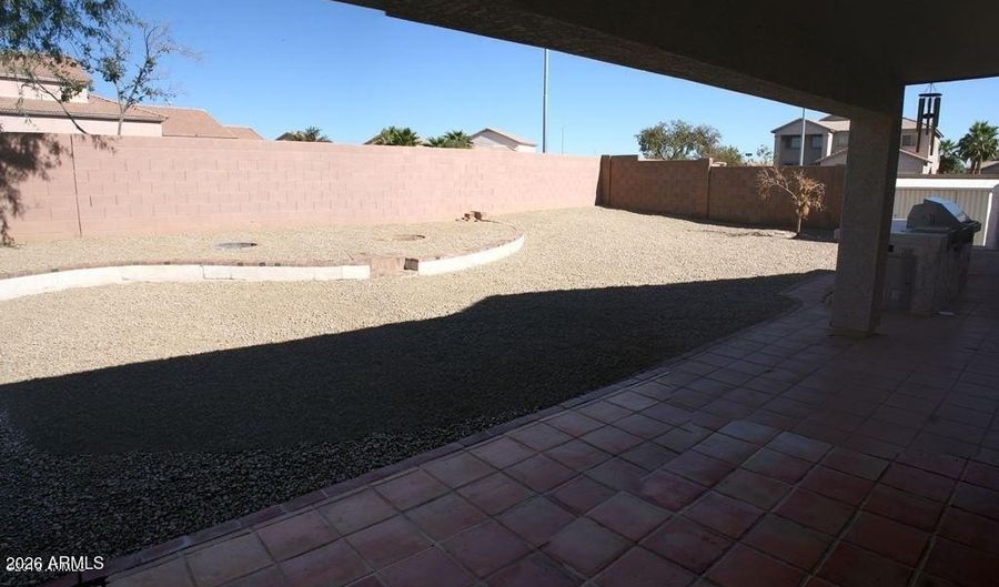 12710 W EARLL Dr, Avondale, AZ 85392 - 4 Beds, 2 Bath