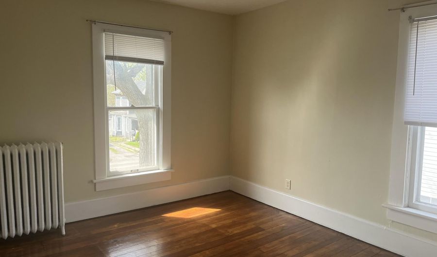 406 N Main St, Ada, OH 45810 - 4 Beds, 2 Bath
