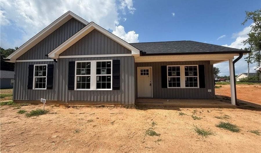 512 Eden Ter, Archdale, NC 27263 - 3 Beds, 2 Bath