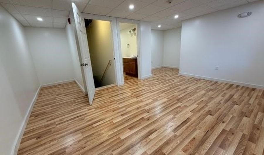 464 Putney Rd, Brattleboro, VT 05301 - 0 Beds, 0 Bath
