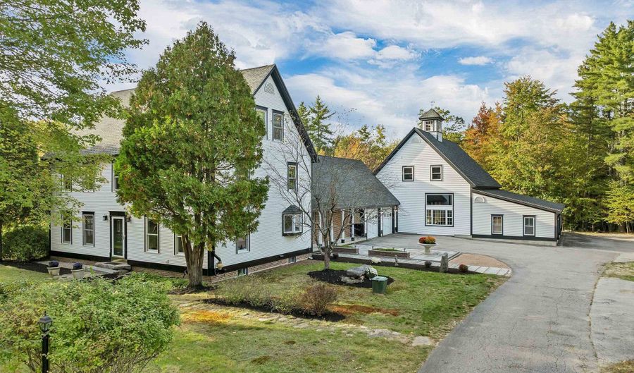 7 Morgan Dr, Bow, NH 03304 - 5 Beds, 5 Bath
