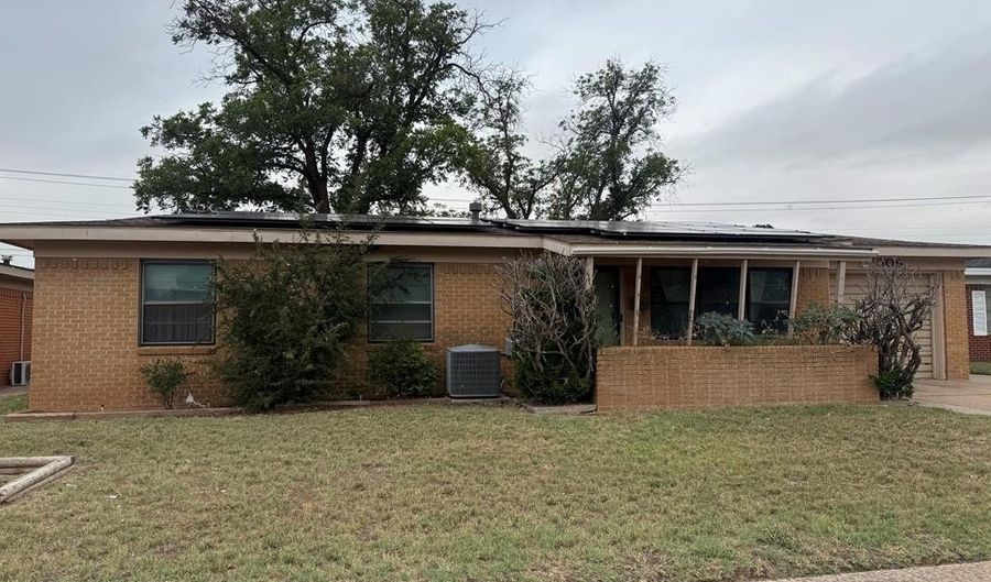 1009 NW 13th, Andrews, TX 79714 - 3 Beds, 2 Bath