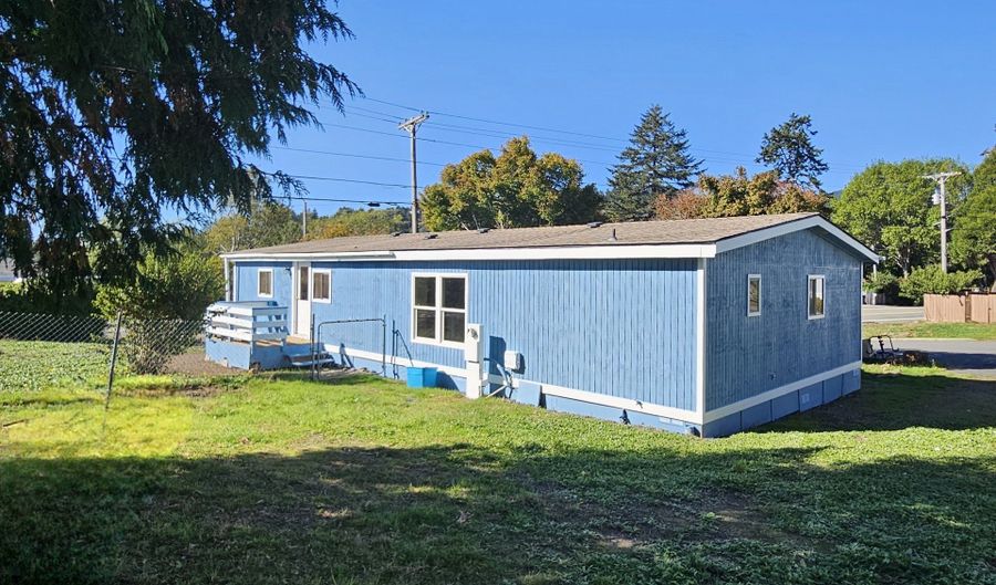 97841 HARBOR VIEW Cir, Brookings, OR 97415 - 3 Beds, 2 Bath