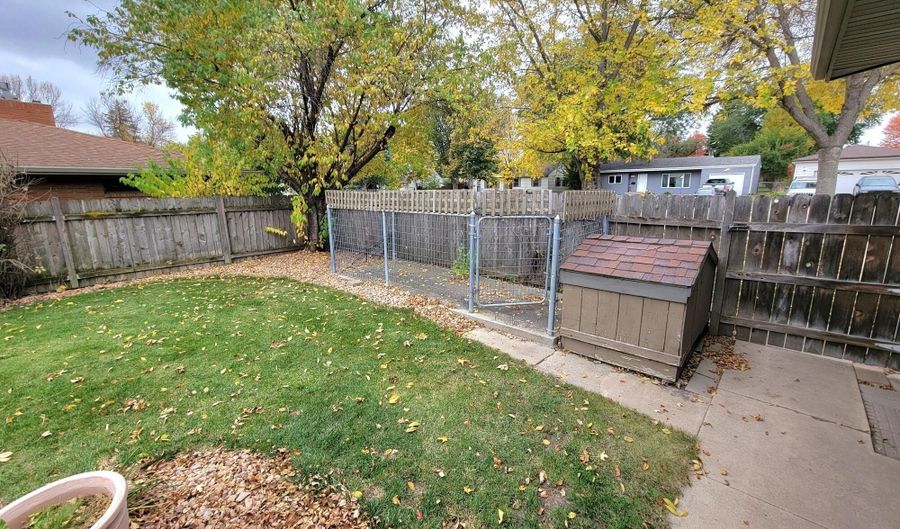 1314 N 3rd St, Aberdeen, SD 57401 - 5 Beds, 4 Bath