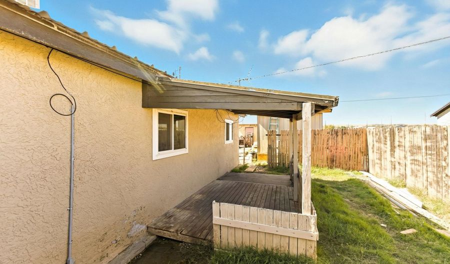 911 Impala Dr, Belen, NM 87002 - 3 Beds, 2 Bath