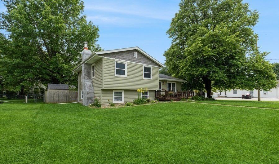 1525 Rapids St, Adel, IA 50003 - 3 Beds, 2 Bath