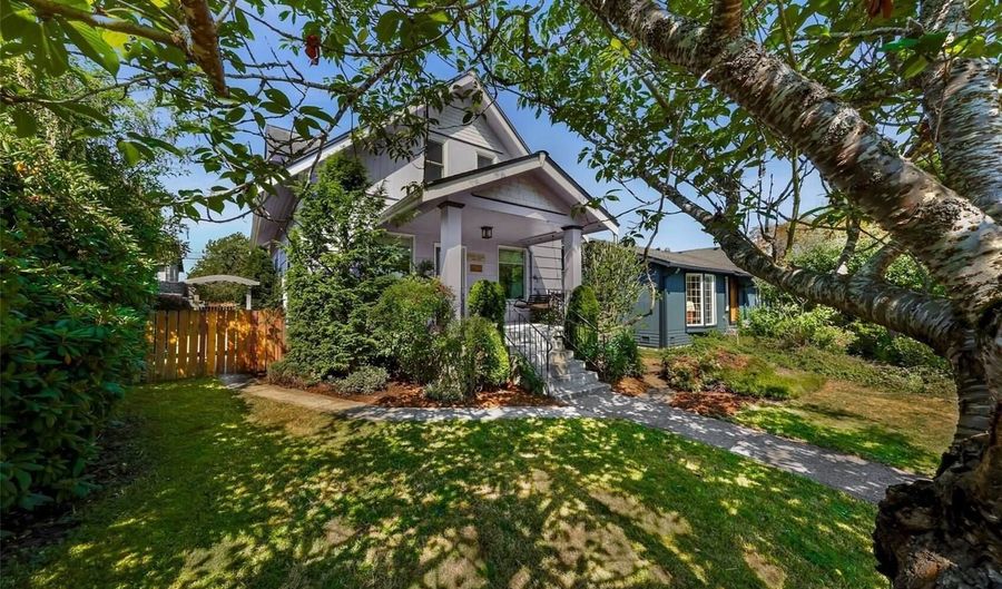 2625 Patton St, Bellingham, WA 98225 - 3 Beds, 2 Bath