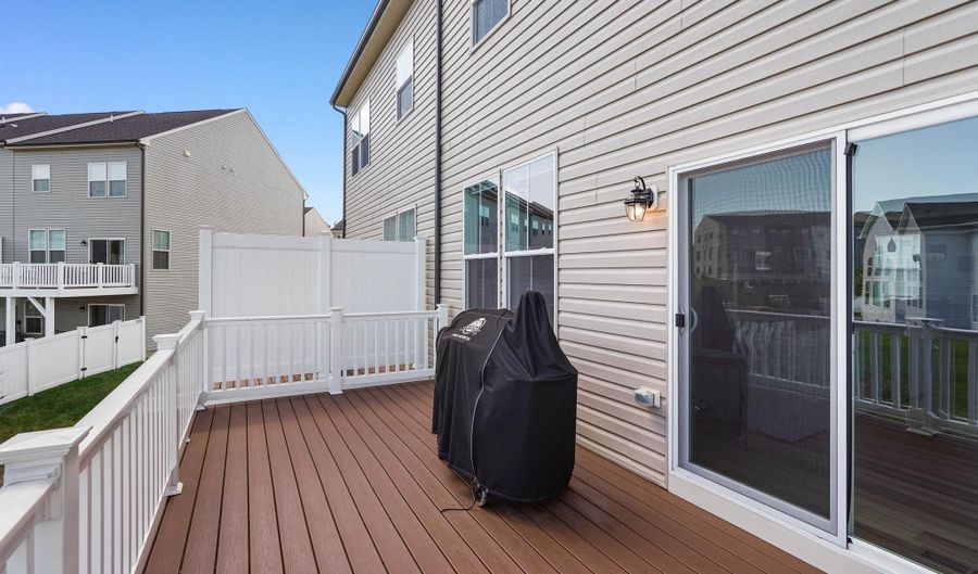 16418 CARIBBEAN Way, Accokeek, MD 20607 - 3 Beds, 4 Bath