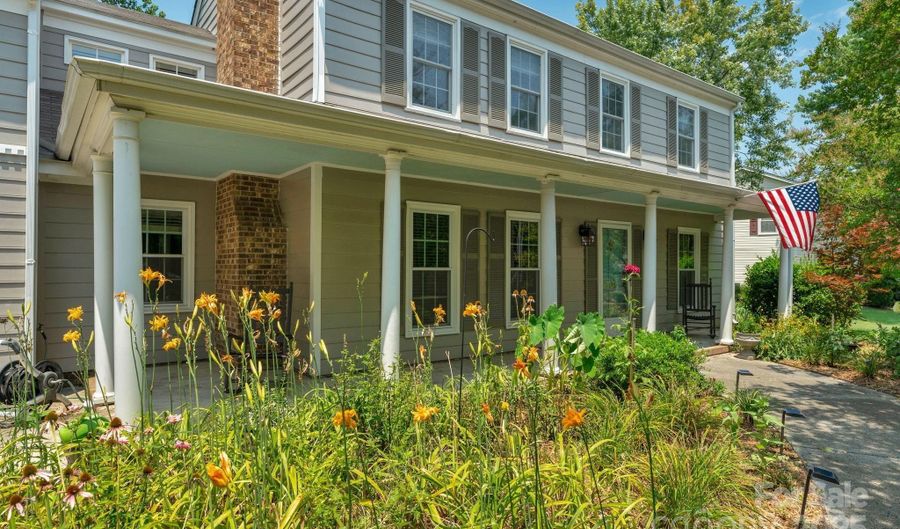 2125 Lawton Bluff Rd, Charlotte, NC 28226 - 3 Beds, 3 Bath
