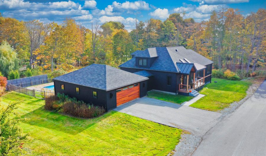 16 Cottage St, Belfast, ME 04915 - 3 Beds, 0 Bath