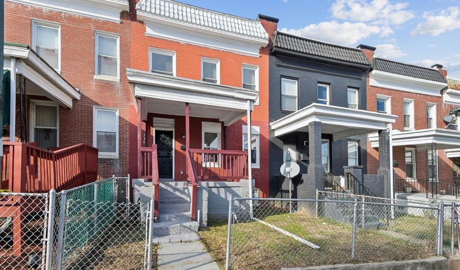 730 N EDGEWOOD St, Baltimore, MD 21229 - 3 Beds, 2 Bath