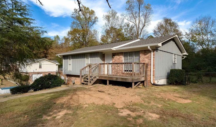 4848 SHADYVIEW Dr, Adamsville, AL 35005 - 3 Beds, 2 Bath