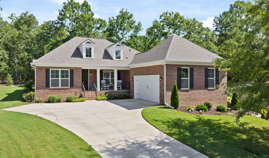 109 Glen Haven Cir, Aiken, SC 29803 - 3 Beds, 2 Bath