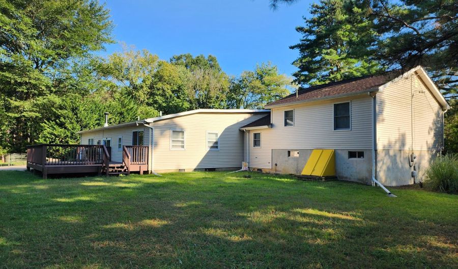 3689 MIDSTATE Rd, Felton, DE 19943 - 3 Beds, 2 Bath