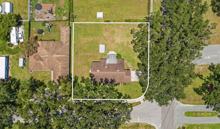 2180 E MAIN St, Bartow, FL 33830 - 3 Beds, 2 Bath