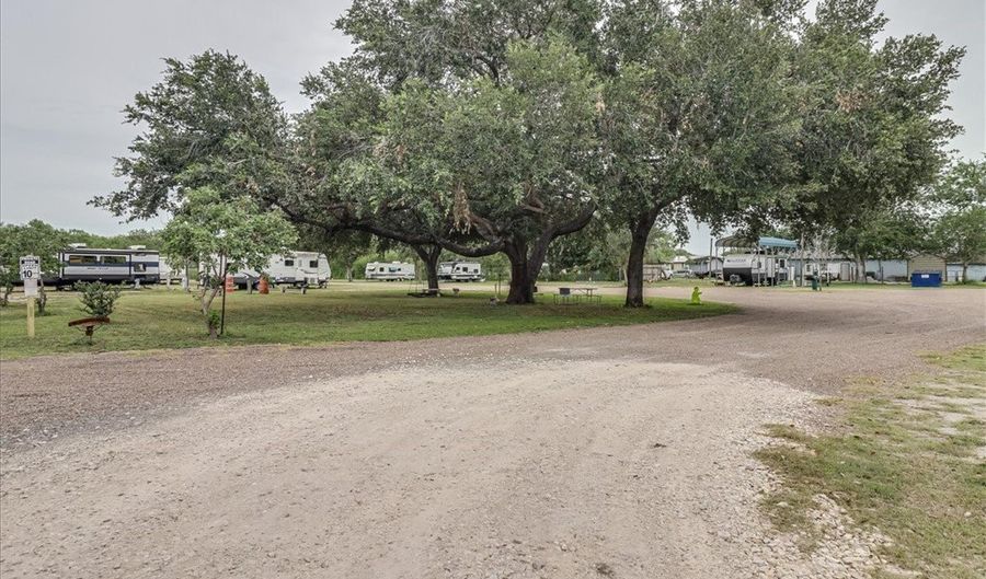 180 County Road 112, Alice, TX 78332 - 0 Beds, 0 Bath