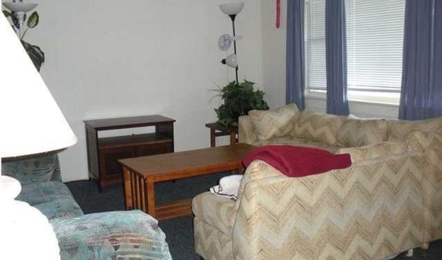 109 13th Ave B, Belmar, NJ 07719 - 2 Beds, 1 Bath