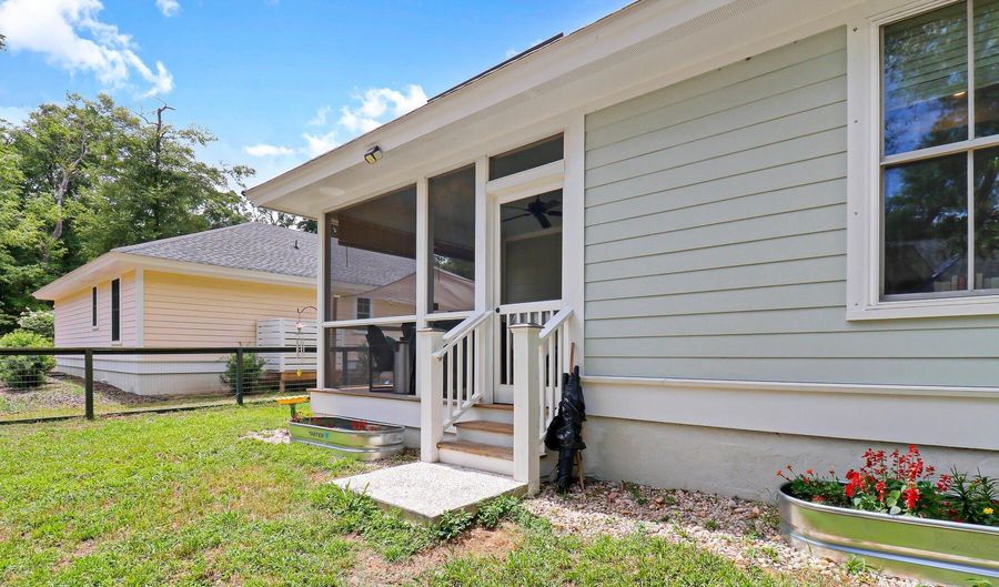 53 Ladys Walk, Beaufort, SC 29907 - 3 Beds, 2 Bath