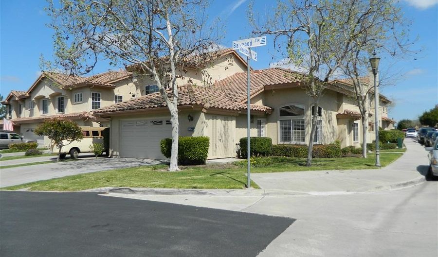 1005 Baywood Cir A, Chula Vista, CA 91915 - 2 Beds, 2 Bath