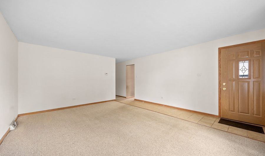 12416 S 44th Ct, Alsip, IL 60803 - 3 Beds, 1 Bath