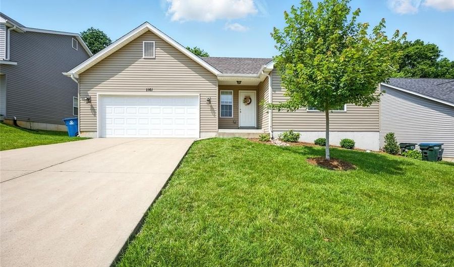 1161 Foxwood Estates Dr, Arnold, MO 63010 - 4 Beds, 3 Bath