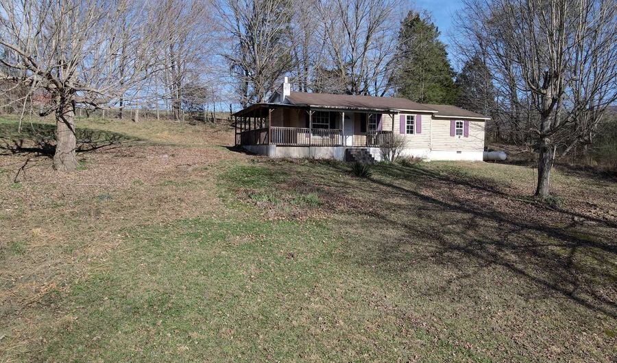105 Albert Bell Rd, Albany, KY 42602 - 3 Beds, 1 Bath