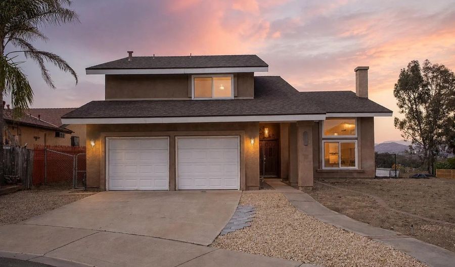 10772 AVENIDA ROBERTA, Spring Valley, CA 91978 - 4 Beds, 3 Bath