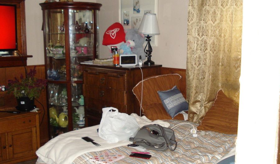 711 N Eaton St, Albion, MI 49224 - 5 Beds, 2 Bath