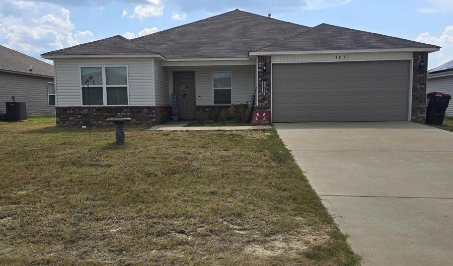 4033 Kings River Trl, Bauxite, AR 72011 - 4 Beds, 2 Bath