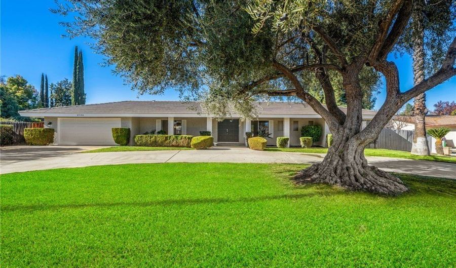 27193 Cornell St, Hemet, CA 92544 - 3 Beds, 3 Bath