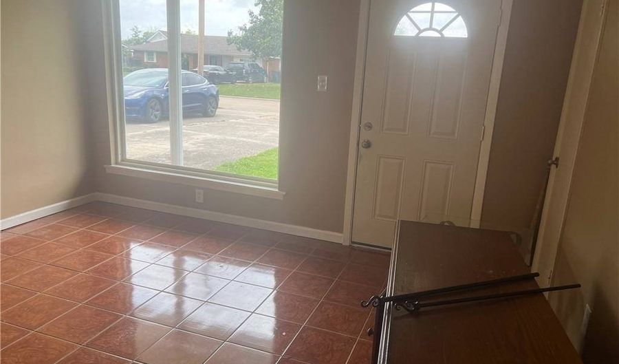 113 Upsilon St, Belle Chasse, LA 70037 - 3 Beds, 3 Bath