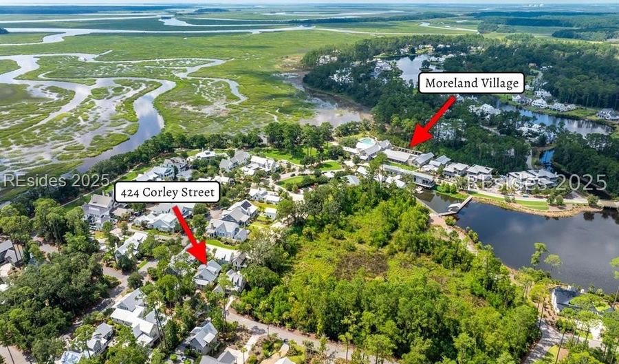 424 Corley St, Bluffton, SC 29910 - 4 Beds, 5 Bath