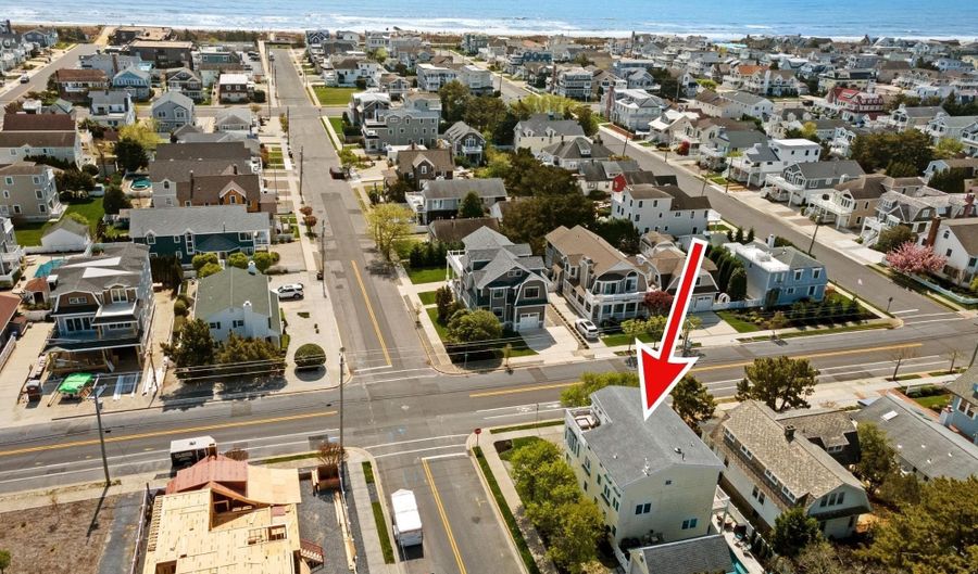 2118 First Ave, Avalon, NJ 08202 - 6 Beds, 6 Bath