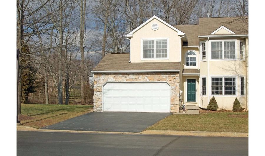 727 LOCUST Ln, Ambler, PA 19002 - 3 Beds, 3 Bath