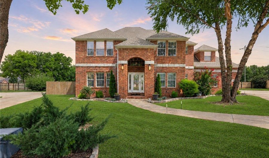 210 NW Olinka Pass St, Bentonville, AR 72712 - 4 Beds, 3 Bath