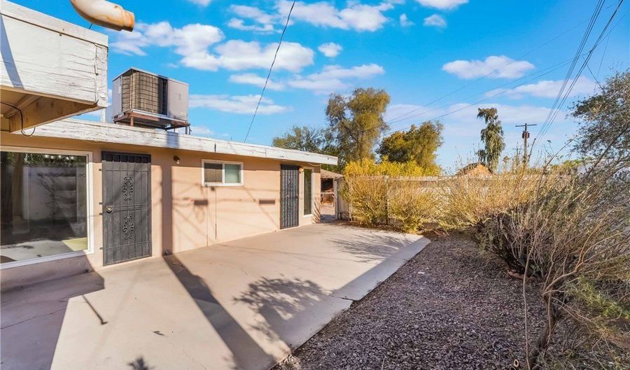 867 Lulu Ave, Las Vegas, NV 89119 - 3 Beds, 2 Bath