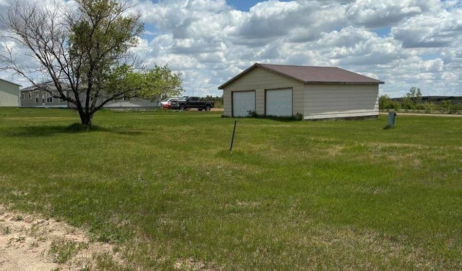 5 Th Hillcrest Dr, Belfield, ND 58622 - 0 Beds, 0 Bath
