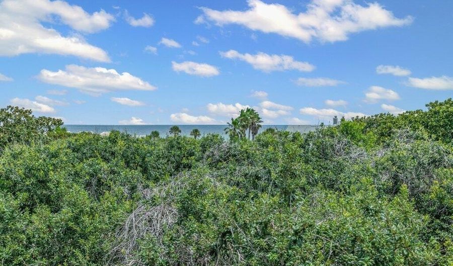 2133 SEMINOLE Rd 4, Atlantic Beach, FL 32233 - 3 Beds, 3 Bath