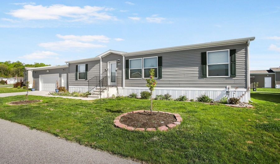 11610 Sunset Gln, Allendale, MI 49401 - 3 Beds, 2 Bath