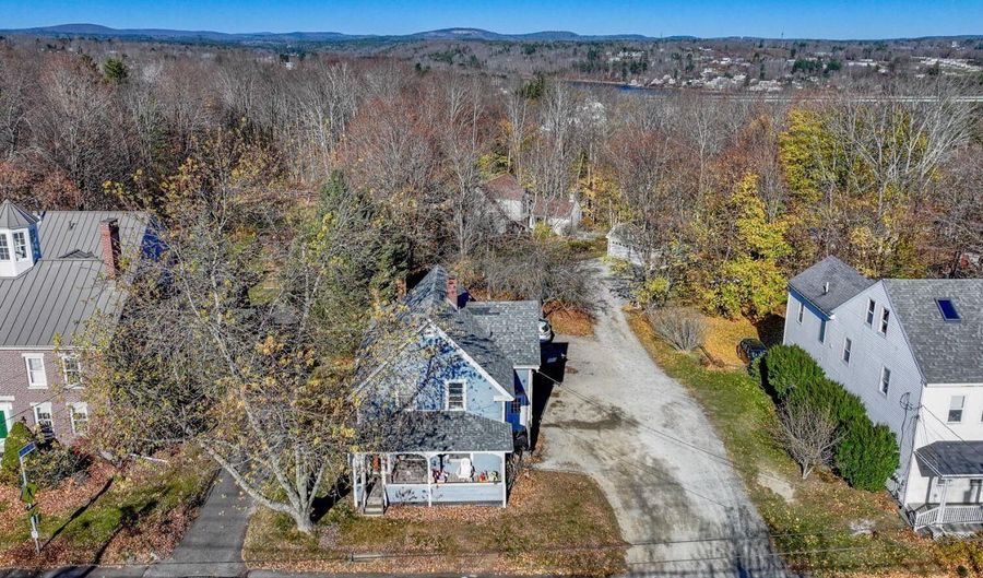 195 Main St, Belfast, ME 04915 - 3 Beds, 2 Bath