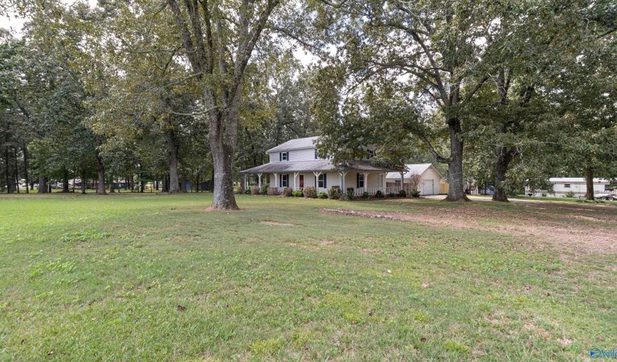 21970 Bean Rd E, Athens, AL 35613 - 3 Beds, 3 Bath