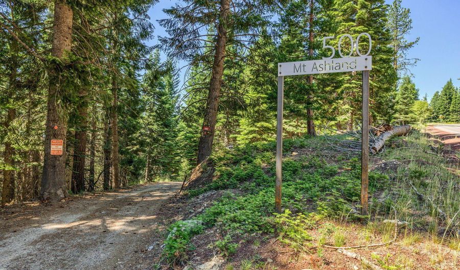 500 Mt Ashland Ski Rd, Ashland, OR 97520 - 3 Beds, 3 Bath